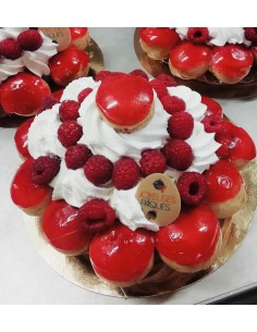 saint honoré aux fruits rouges