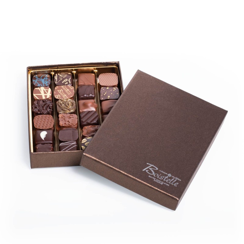 Boîte de chocolats assortis